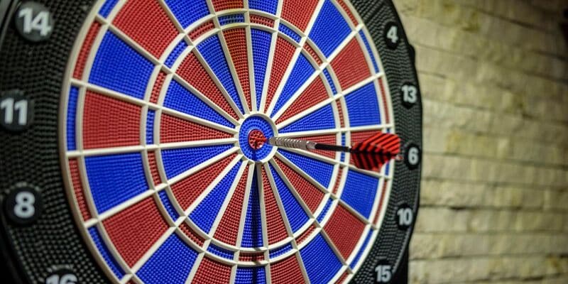 Löwen Entertainment unterstützt die E-Dart-Turniere.