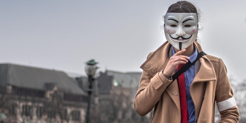 Hamburg verklagt bwin