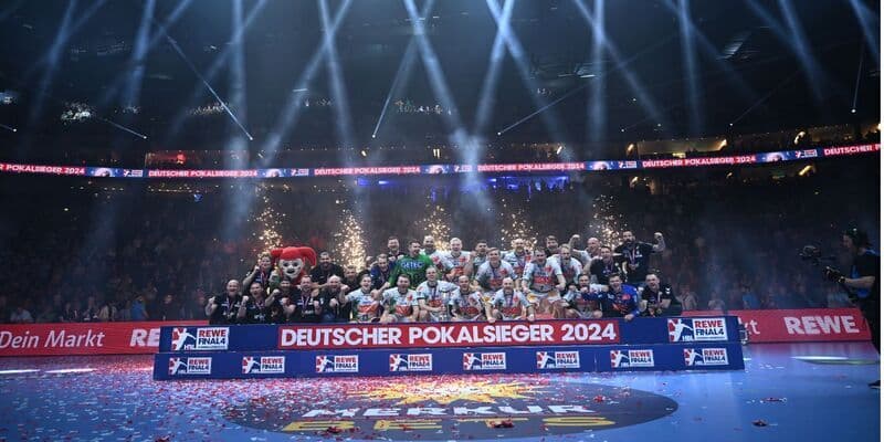 Merkur Group fördert als Sponsor den Handballsport.